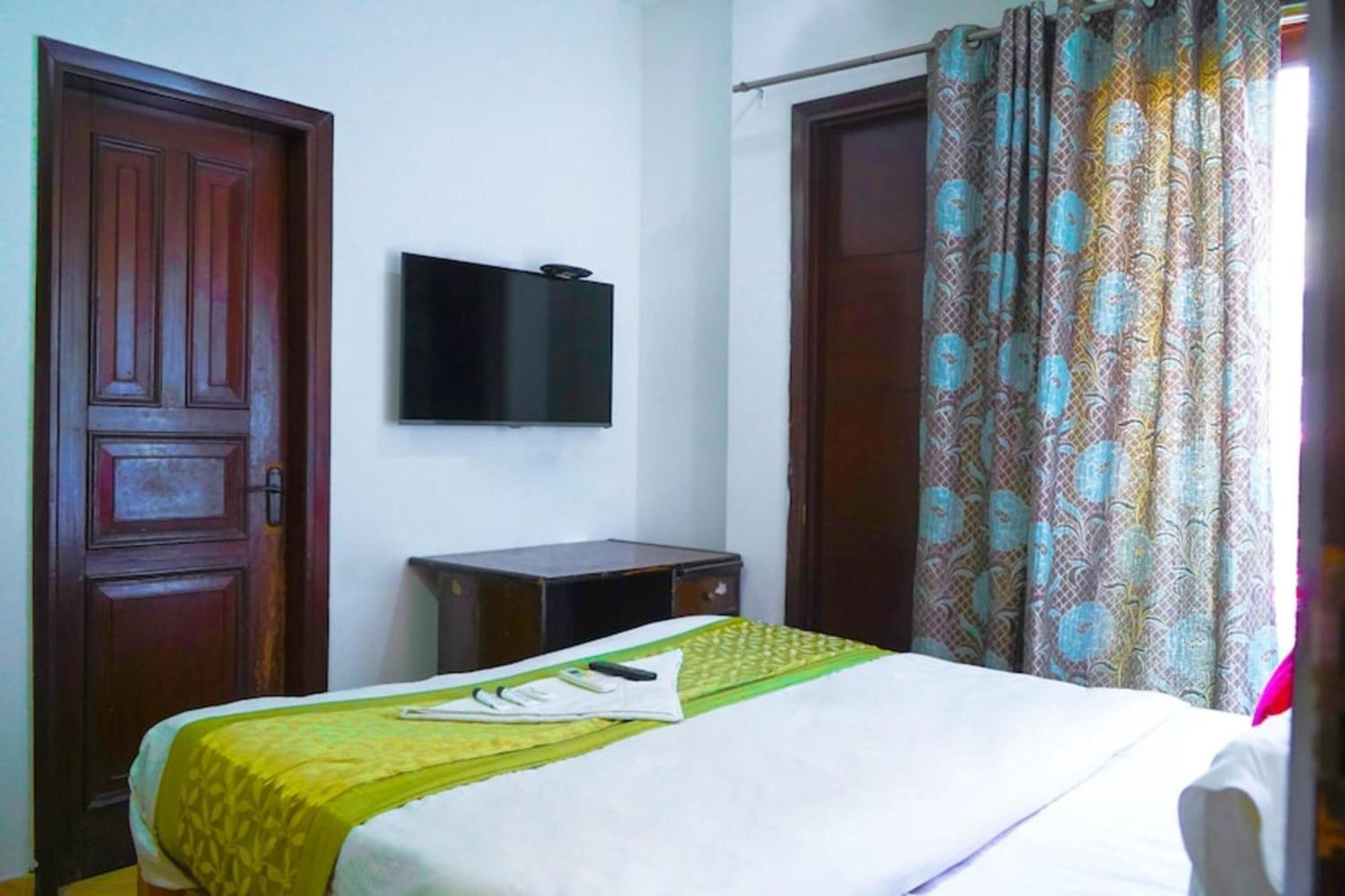 Deluxe Rooms In Jangpura Ню Делхи Екстериор снимка