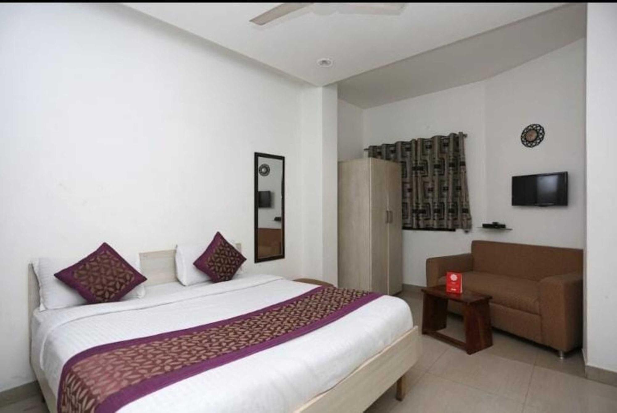 Deluxe Rooms In Jangpura Ню Делхи Екстериор снимка