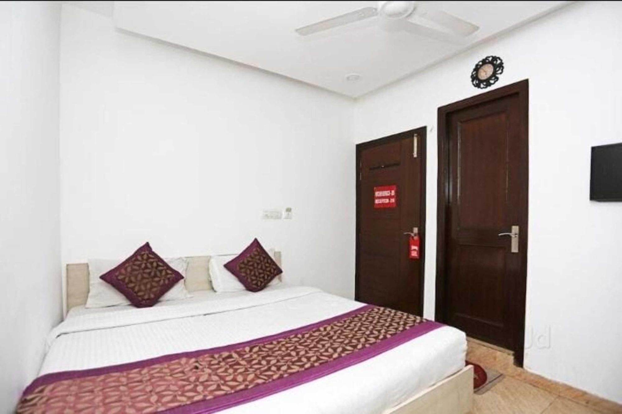 Deluxe Rooms In Jangpura Ню Делхи Екстериор снимка