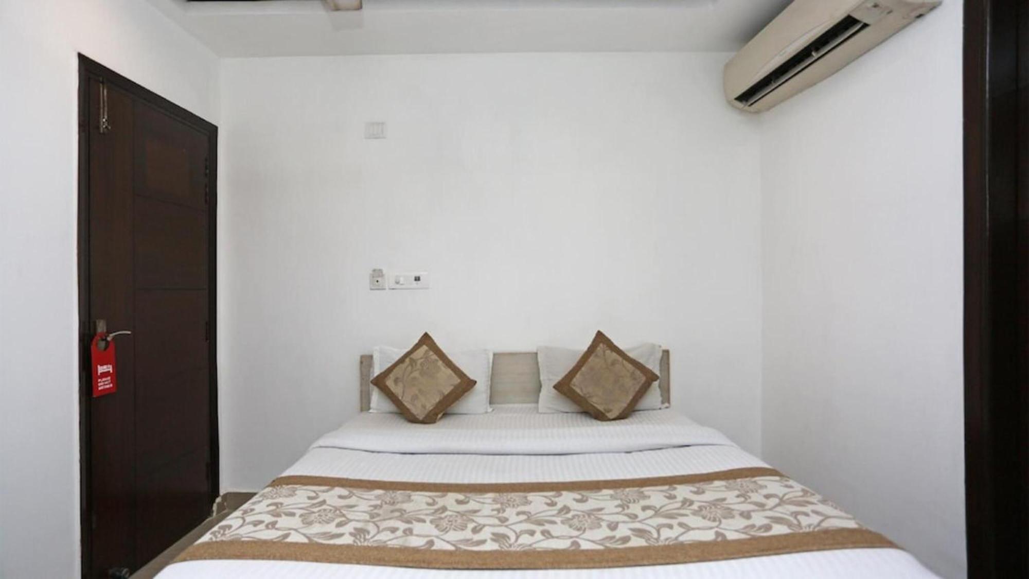 Deluxe Rooms In Jangpura Ню Делхи Екстериор снимка