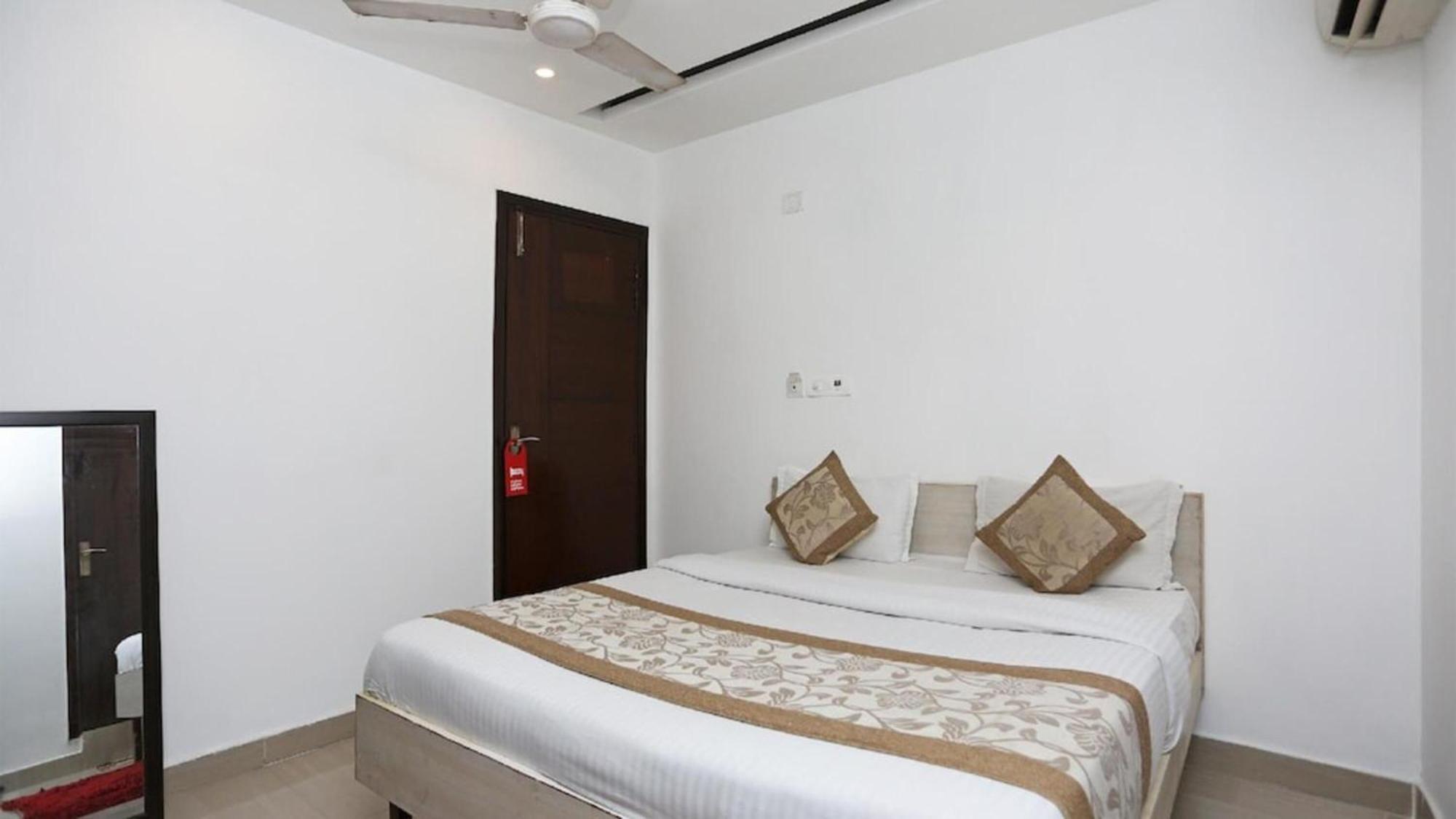 Deluxe Rooms In Jangpura Ню Делхи Екстериор снимка