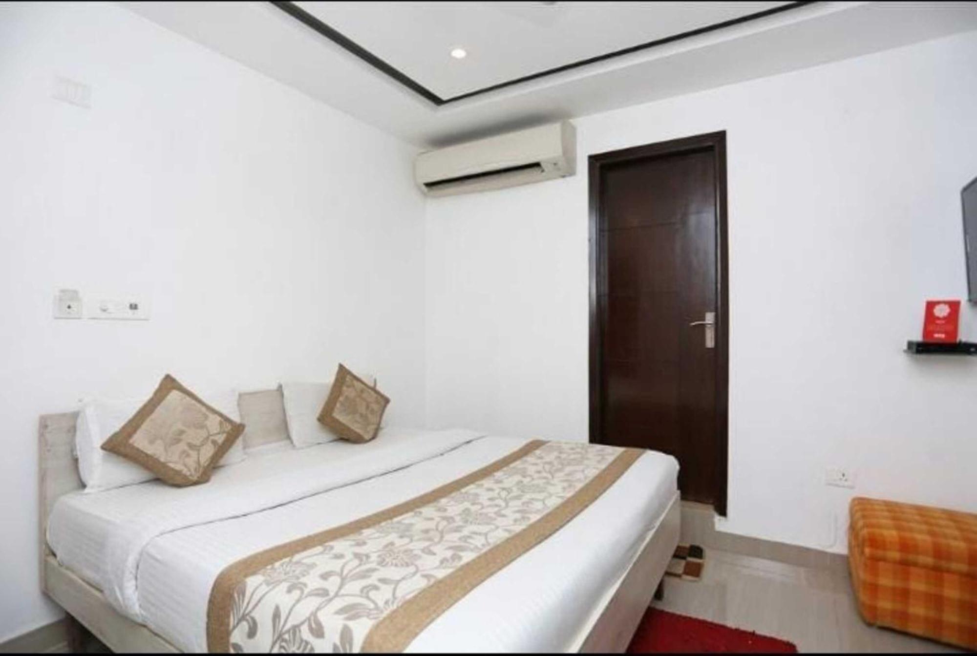 Deluxe Rooms In Jangpura Ню Делхи Екстериор снимка
